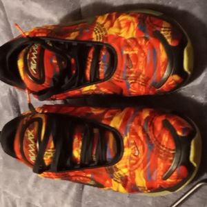 Nike 720 size 10.5 greqt condition worn twice thats all